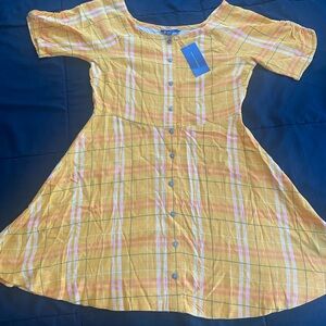 Old gold Tommy Hilfiger dress size large